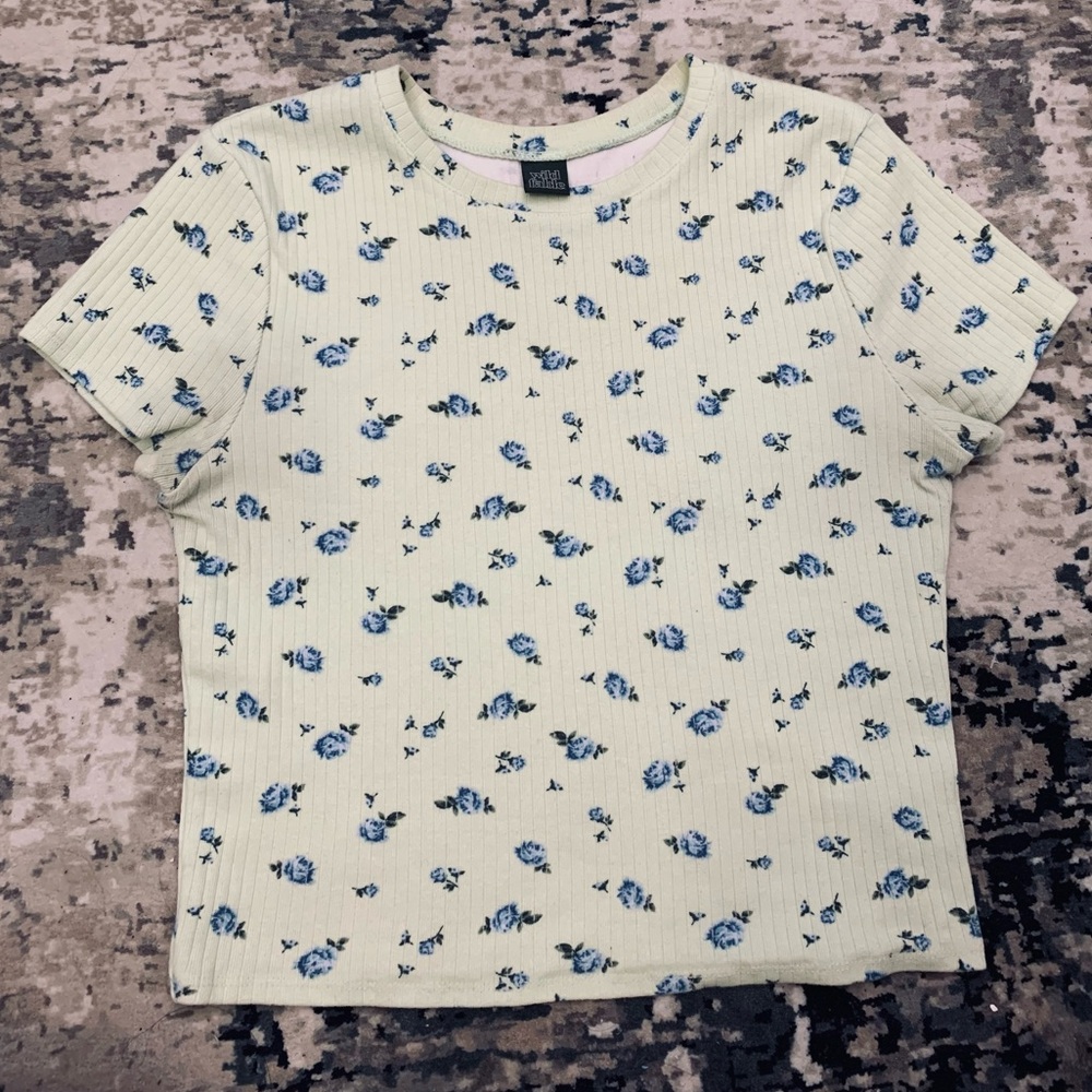 Target Green and Blue Floral Cropped Short Sleeved Shirt